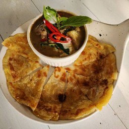 โรตีแกงเขียวหวานหมู