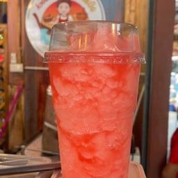 สตอเบอรี่ปั่น