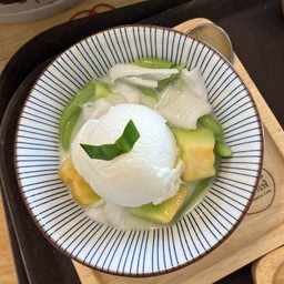 ไอติมลอดช่องแตงไทย