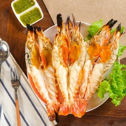 กุ้งแม่น้ำ 6-7ตัวโล (ผ่า)