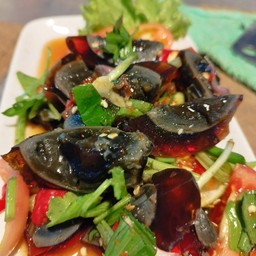 ยำไข่เยี่ยวม้า