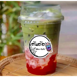 มัทฉะสตอเบอร์รี่นมสด