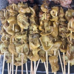 อยากกินอะไรก็ขายอันนั้น