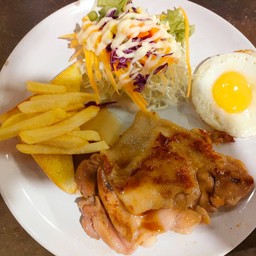 สเต็กไก่เทอริยากิ (ราคาไม่รวมไข่ดาว)