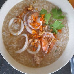 ข้าวต้มทรงเครื่อง