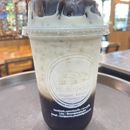 เฉาก๊วยนมสด