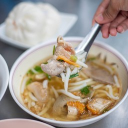 เกี้ยมอี๋เครื่องก๋วยจั๊บ