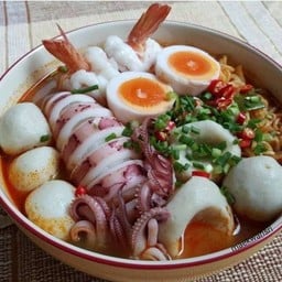 ก๋วยเตี๋ยวต้มยำน้ำข้น