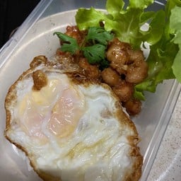 Save Zone Bakery - แซนวิซ เบเกอร์รี่ ข้าว ผัดกระเพรา