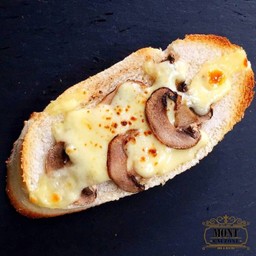 ขนมปังหน้าเห็ดมัชรูม