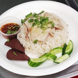 ข้าวมันไก่เดชา สาขา 3 ข้าวมันไก่เดชา & บะหมี่หมูแดง สาขา 3
