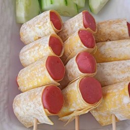 เกี้ยวไส้กรอก (ทอด)