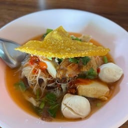 เจ๊ควรเฮียยูร อาหารตามสั่ง