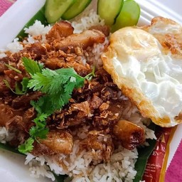 หมูทอดกระเทียม
