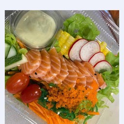 แซลม่อนสลัด