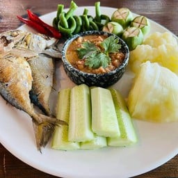 ชุดผักน้ำพริกปลาทู