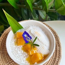 สาคูมะม่วงนมสด