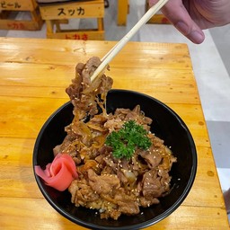 ข้าวหน้าหมูสไลด์