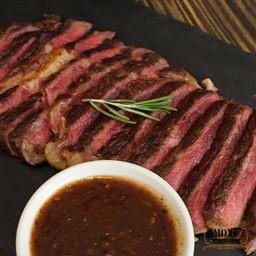RIBEYE STEAK WITH DRY CHILI DIPPING SAUCE