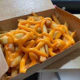 เฟรนช์ฟรายส์ ราดชีส