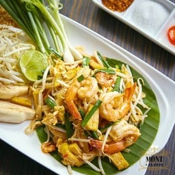 ผัดไทเส้นจันทร์กุ้งสด