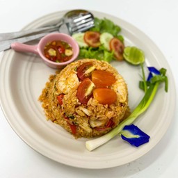 ข้าวผัดต้มยำทะเล