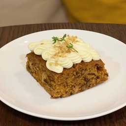 CARROT CAKE