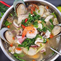 ต้มยำโป๊ะแตก