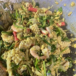 ข้าวแกงแม่อีบี สาย3 ตลาดสาย3