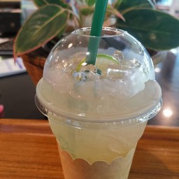 น้ำผึ้งมะนาว