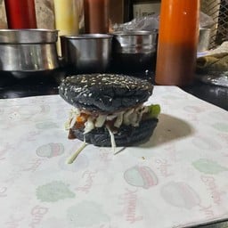 Station Hamburger ตลาดประชาชื่น