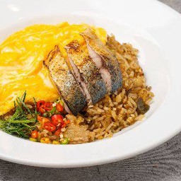 F16 ข้าวไตปลาแห้งไข่ข้น