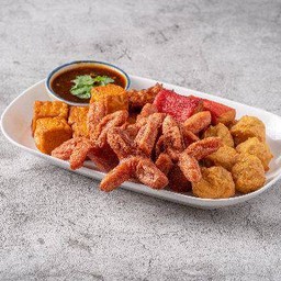 F52 ลูกชิ้นทอด