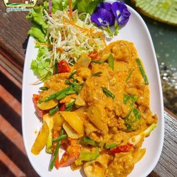 ปลาหมึกผัดไข่เค็ม