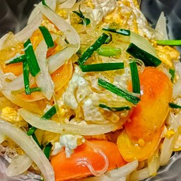 วุ้นเส้นผัดไข่