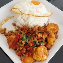 ข้าวกะเพราเต้าหู้หมูสับ