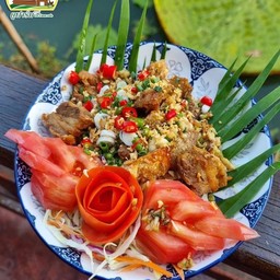 หมูกรอบคั่วพริกเกลือ