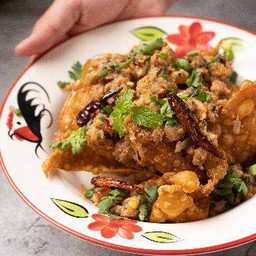 F43 เกี๊ยวลาบ