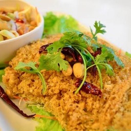 ยำปลาดุกฟู