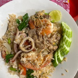 ข้าวผัดทะเล