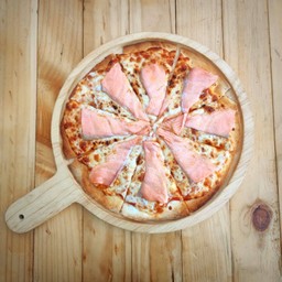 4 pcs พิซซ่าแซลมอนรมควัน - Smoked Salmon Pizza