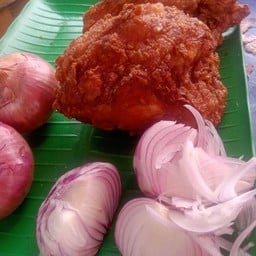 ไก่ทอดหาดใหญ่ (7หน้าวัดสังฆทาน)