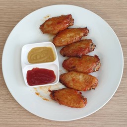 ปีกไก่สไปซี่ 6 ชิ้น