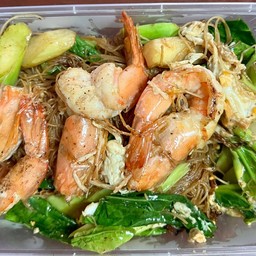 ผัดซีอิ๋วกุ้ง