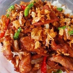 หมูสามชั้นทอดพริกสดราดข้าว