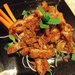 -ยำไก่แซ่บ