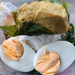 ข้าวห่อหมก+ไข่ต้ม