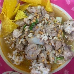 ดู๋ดี๋ต้มยำกระดูกอ่อนหมูเด้ง