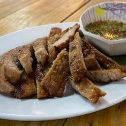 นมหมูย่าง