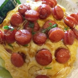 ข้าวไข่ข้นไส้กรอก